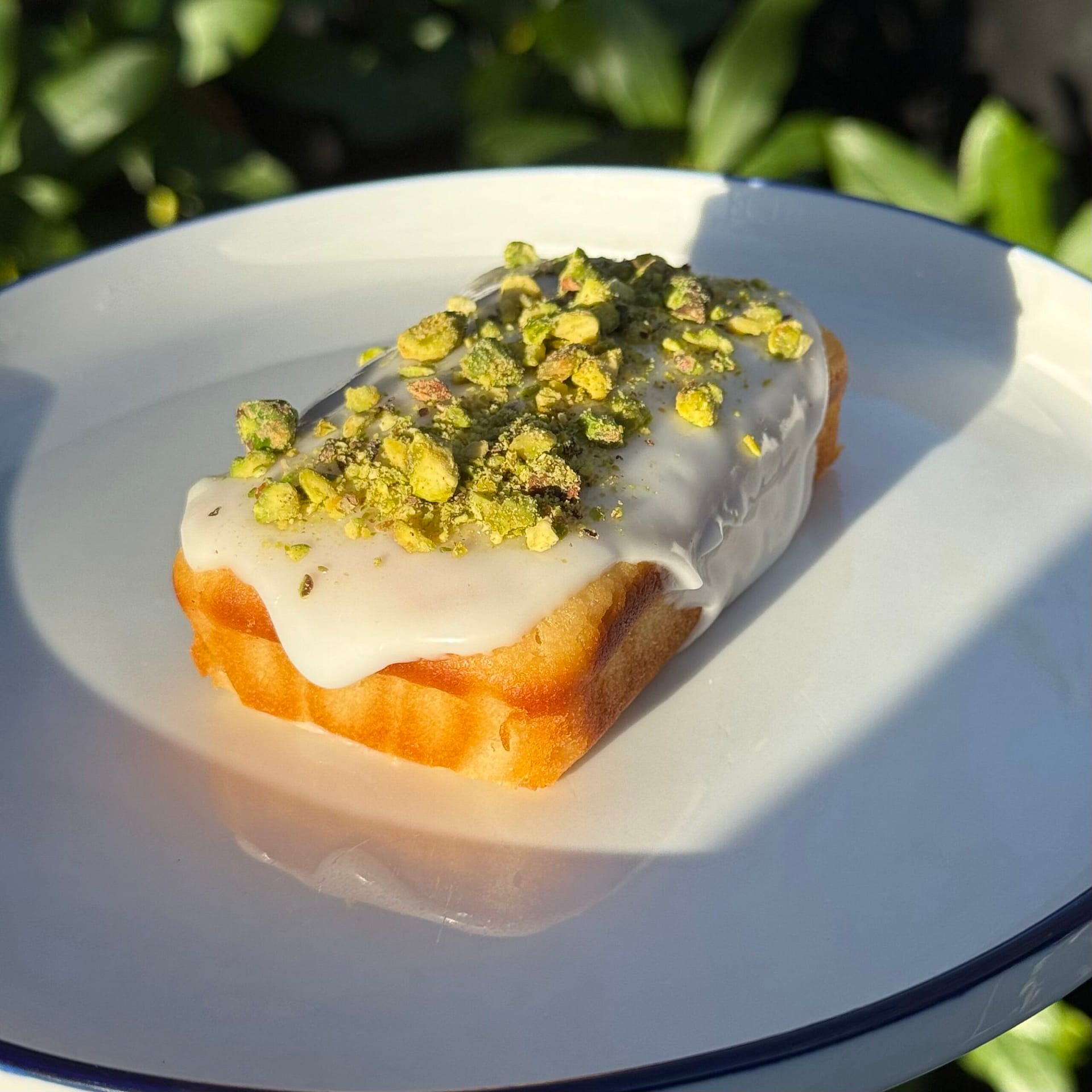 Lemon almond and pistachio cake